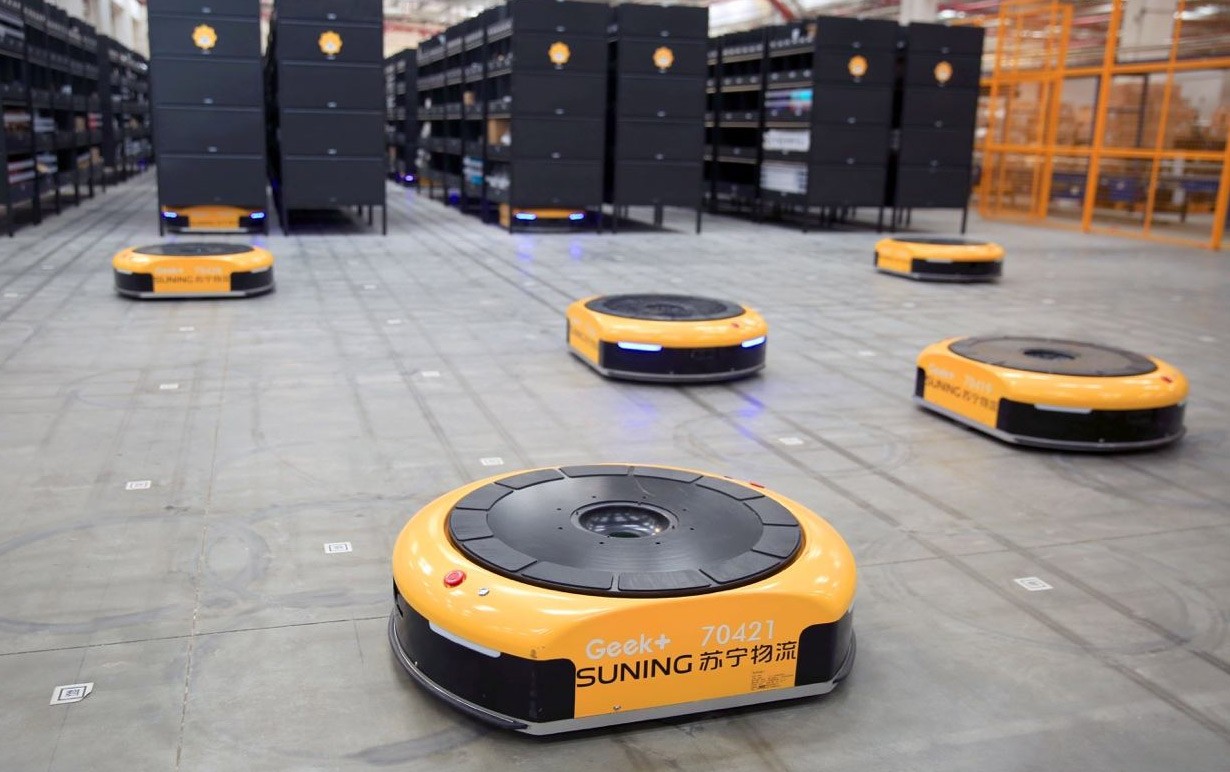 Applicazione della tecnologia RFID a una linea di assemblaggio automatizzata basata su robot AGV