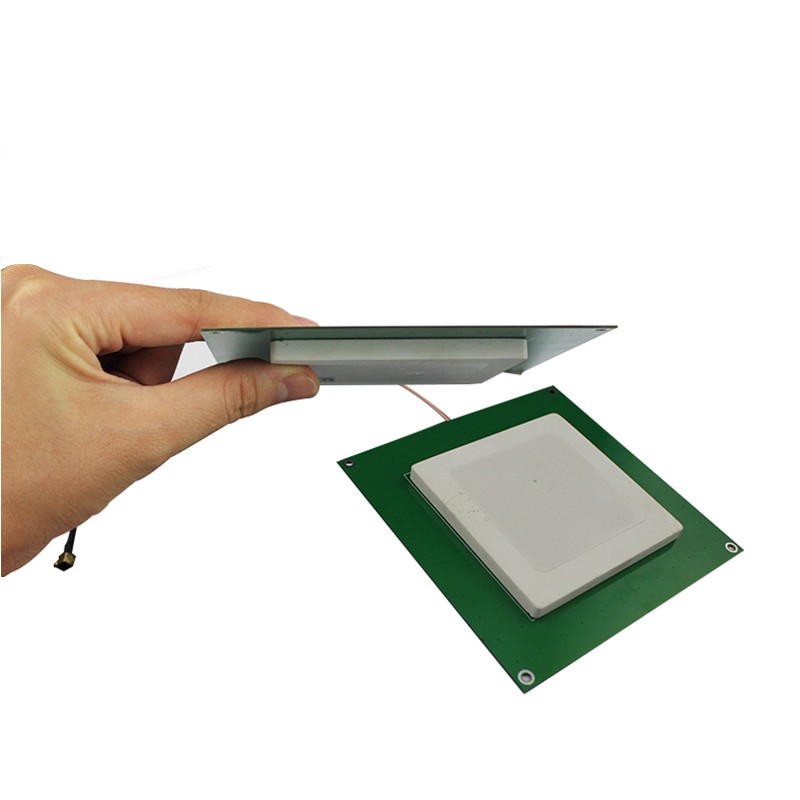 Antenna RFID UHF da 5 dBi