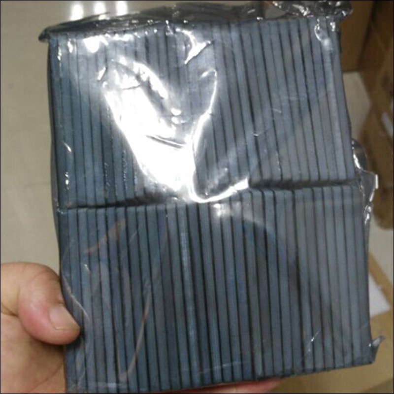 Targhetta metallica UHF FR-4 70*20 mm