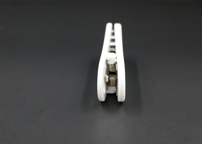 Etichetta per abbigliamento con clip UHF