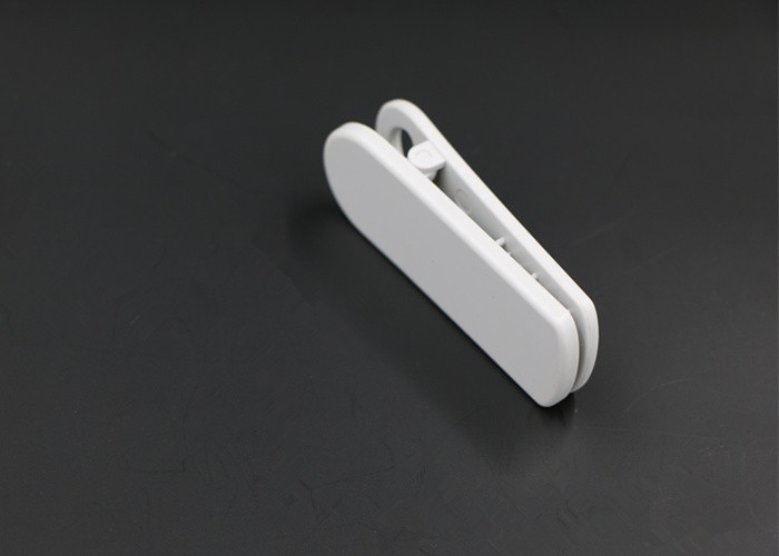 Etichetta per abbigliamento con clip UHF