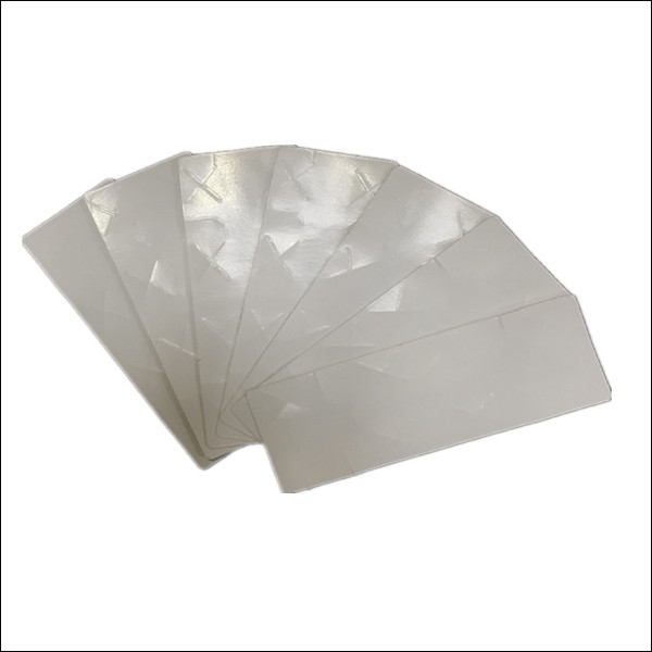 Etichetta RFID UHF a lungo raggio per parabrezza auto, conforme al protocollo ISO-18000 6C GEN2.