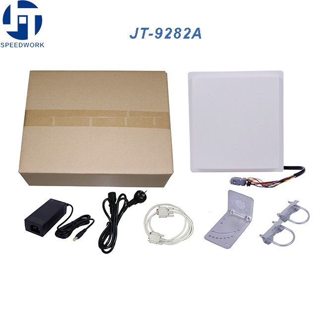 Lettore UHF a medio raggio 5-8 m