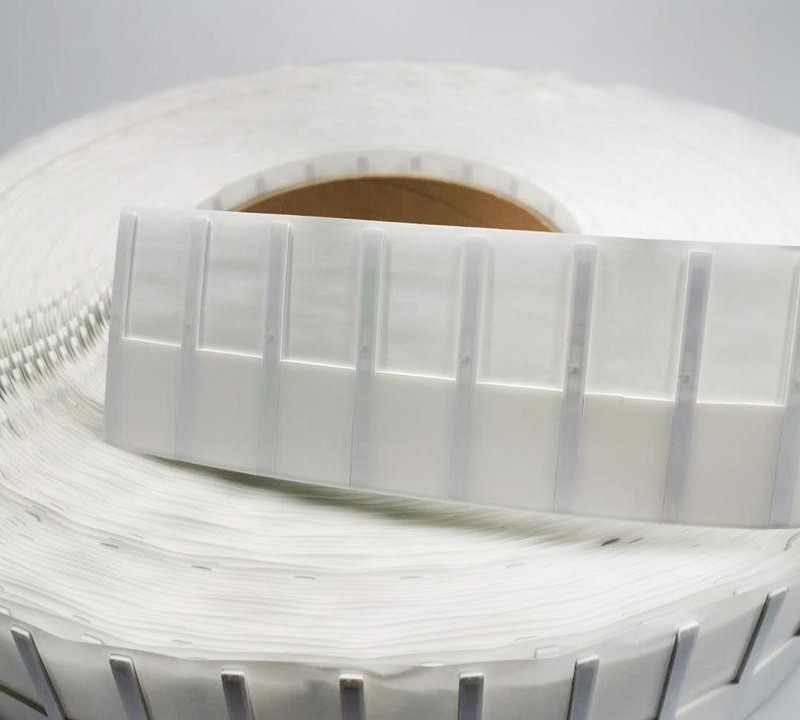 Etichetta RFID flessibile stampabile su metallo UHF JT-K6505 65*5*1,26 mm 860-960 MHz