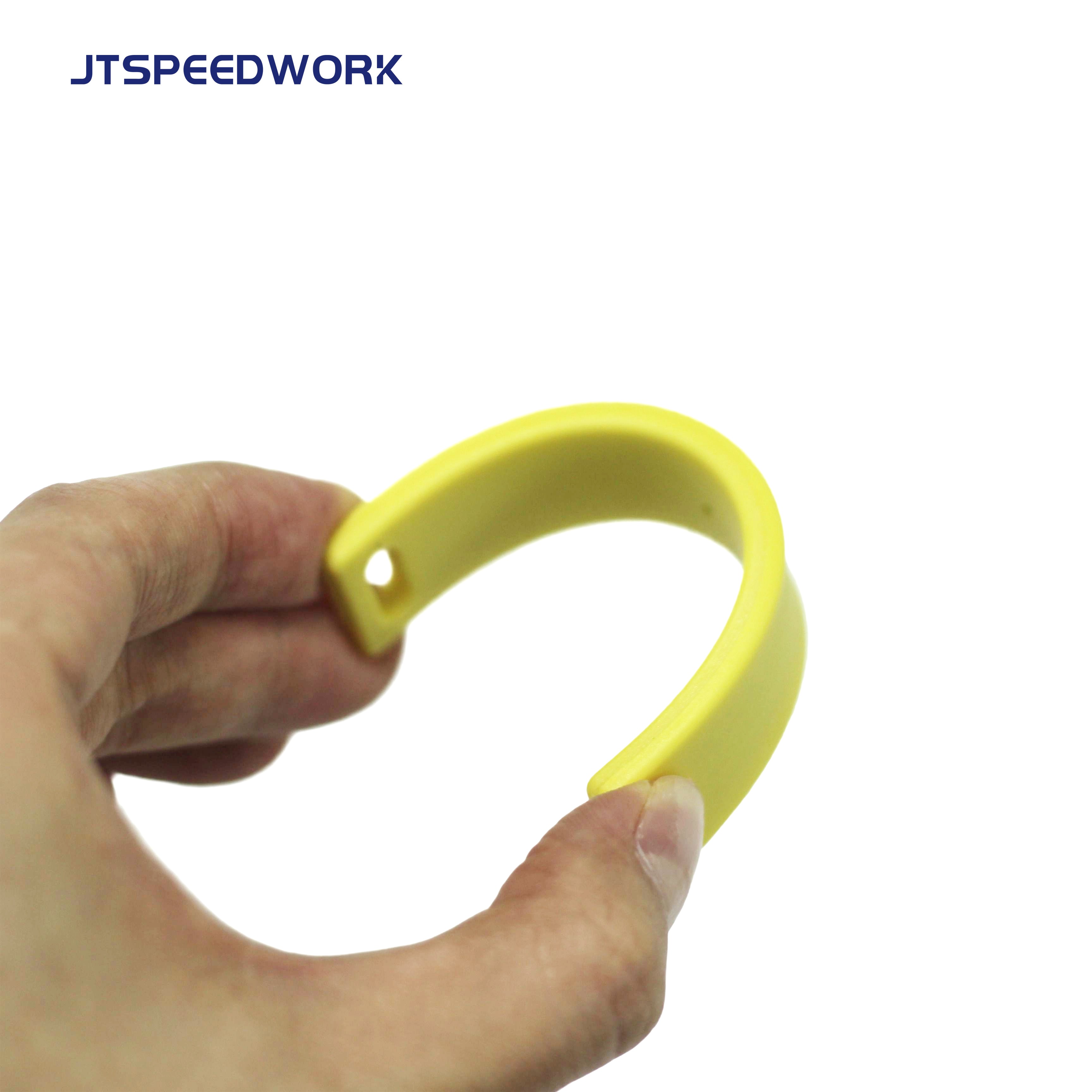 JT-K9018 90*18*4mm TPU UHF RFID Impinj Monza R6 Etichetta flessibile anti-metallo